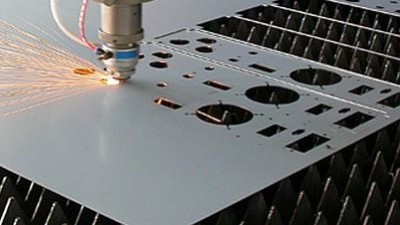 解析激光切割行業(yè)情況，執(zhí)信環(huán)保激光切割煙霧過濾器！