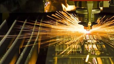 激光切割如何做到效益好，執信環保激光切割煙霧過濾器廠家告訴您！